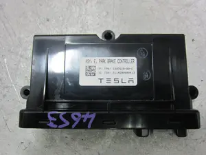 Foto de MODULO ELECTRONICO TESLA MODEL S eléctrico 270 kW (367 CV / 270 KW) referencia 100761800D
