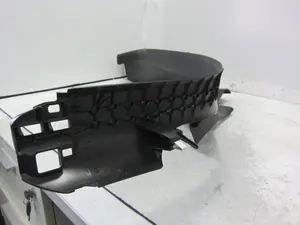 Foto de MOLDURAS TRASERAS PORSCHE MACAN (95BA) referencia 95B867767F foto 6