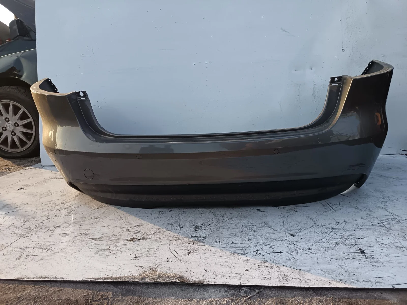 Foto de PARAGOLPES TRASERO JAGUAR XF 2.0 Diesel CAT (163 CV / 120 KW) referencia 2925369