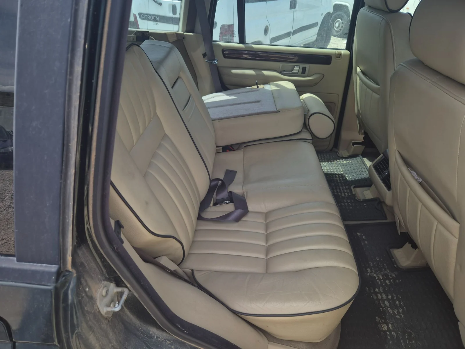 Foto de CINTURON SEGURIDAD TRASERO DERECHO LAND ROVER RANGE ROVER (LP) 4.6 CAT (218 CV / 160 KW)
