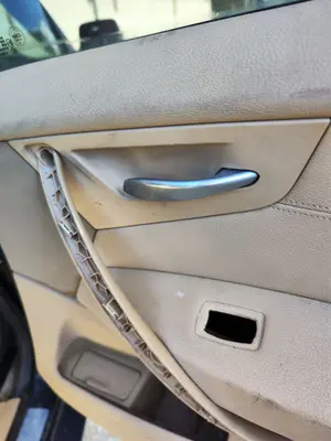 Foto de MANETA INTERIOR TRASERA DERECHA BMW SERIE X3 (E83) 2.0 16V Diesel CAT (150 CV / 110 KW)