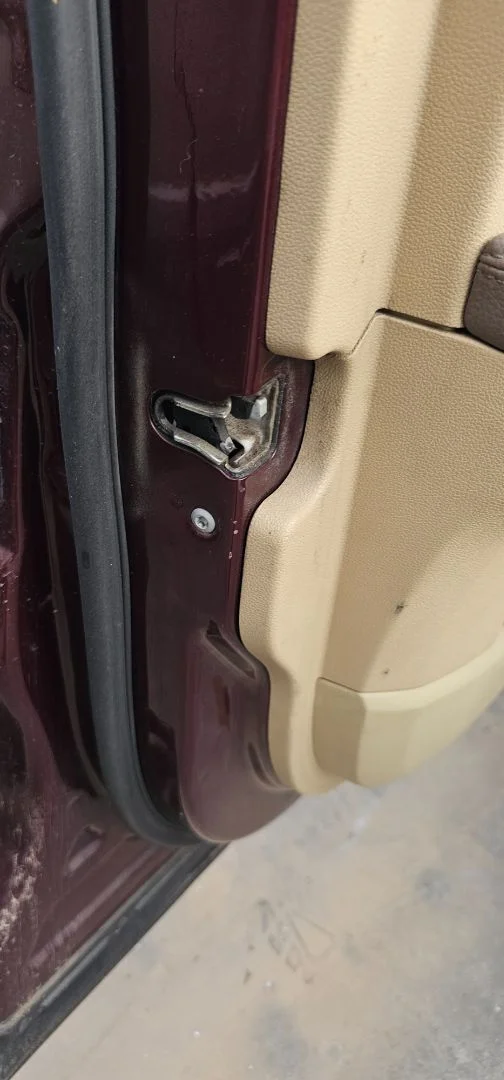 Foto de CERRADURA PUERTA DELANTERA IZQUIERDA MERCEDES-BENZ CLASE R (BM 251) 3.0 CDI CAT (224 CV / 165 KW) referencia A2517200335
