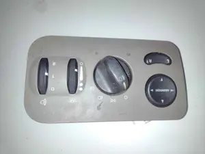 Foto de MANDO LUCES CHRYSLER PT CRUISER 2.0 16V CAT (141 CV / 104 KW) referencia 74674611 foto 1