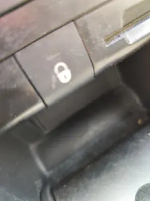 Foto de INTERRUPTOR PEUGEOT 207 1.4  (73 CV / 54 KW)