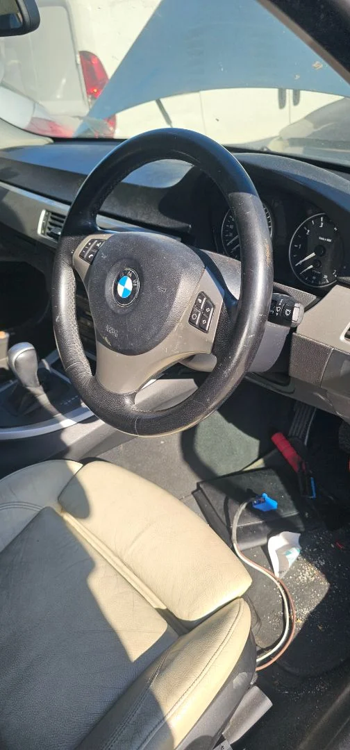 Foto de COLUMNA DIRECCION BMW SERIE 3 BERLINA (E90) 2.0 CAT (129 CV / 95 KW)