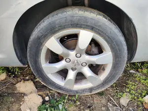 Foto de LLANTA PEUGEOT 307 BREAK/ SW (S2) 2.0 16V HDi FAP CAT (RHR / DW10BTED4) (136 CV / 100 KW)