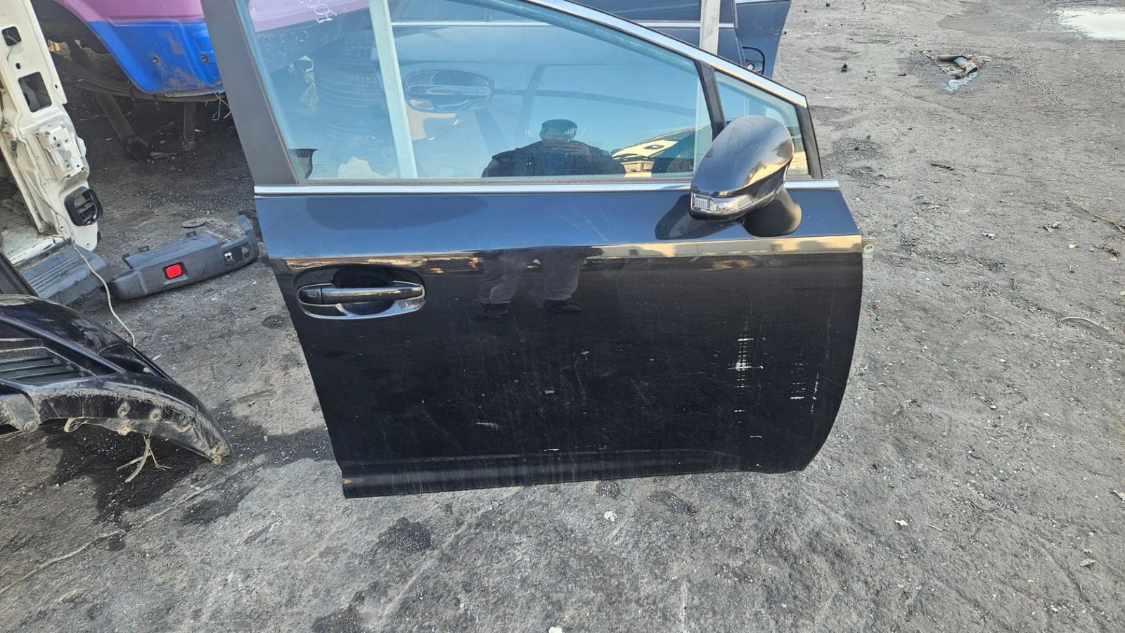 Foto de PUERTA DELANTERA DERECHA TOYOTA AVENSIS CROSS SPORT (T27) 1.8 16V CAT (147 CV / 108 KW) referencia 6700105081