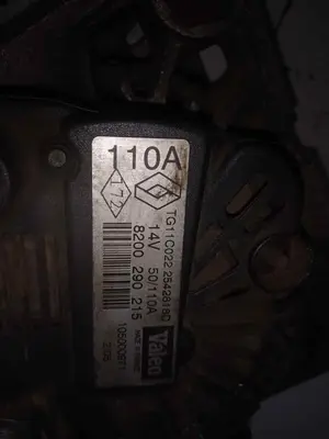 Foto de ALTERNADOR RENAULT MEGANE II BERLINA 5P referencia 8200290215 foto 3
