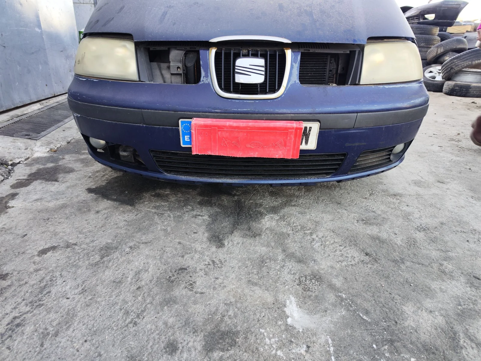 Foto de PARAGOLPES DELANTERO SEAT ALHAMBRA (7V9) 1.9 TDI (116 CV / 85 KW)