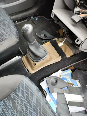 Foto de VARILLAJE CAMBIO RENAULT CLIO III 1.2 16V (75 CV / 55 KW)