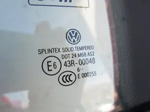 Foto de LUNA CUSTODIA TRASERA IZQUIERDA VOLKSWAGEN GOLF PLUS V (5M1) 1.6 (102 CV / 75 KW) referencia 43R00048 foto 2