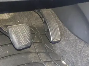 Foto de POTENCIOMETRO PEDAL TOYOTA COROLLA (E15) 1.4 Turbodiesel CAT (90 CV / 66 KW)