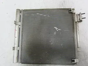 Foto de CONDENSADOR / RADIADOR AIRE ACONDICIONADO TESLA MODEL S eléctrico 270 kW (367 CV / 270 KW) referencia 6007613 foto 1