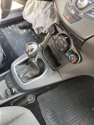 Foto de PALANCA CAMBIO FORD FIESTA (CNN) 1.5 TDCi CAT (75 CV / 55 KW) referencia 2069522