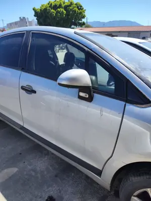 Foto de PUERTA DELANTERA DERECHA CITROEN C4 BERLINA 2.0 16V CAT (RFJ / EW10A) (140 CV / 103 KW) referencia 9004W4 foto 4