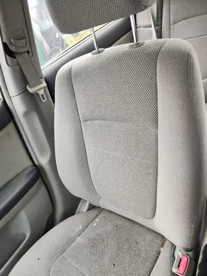 Foto de ASIENTO DELANTERO DERECHO KIA CERATO (LD) 1.5 CRDi (102 CV / 75 KW) referencia 883032F040372 foto 2