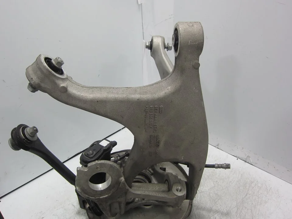 Foto de BRAZO SUSPENSION INFERIOR TRASERO DERECHO PORSCHE MACAN (95BA) referencia 8R0505312F