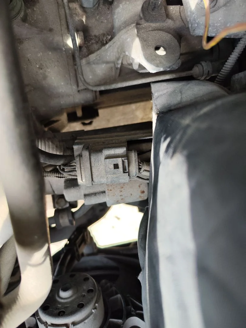 Foto de MOTOR ARRANQUE SEAT LEON (1M1) 1.6 (101 CV / 74 KW) referencia 020911023F