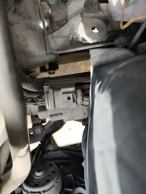 Foto de MOTOR ARRANQUE SEAT LEON (1M1) 1.6  (101 CV / 74 KW) referencia 020911023F