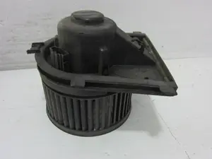 Foto de MOTOR CALEFACCION SEAT IBIZA (6K1) 1.4 (60 CV / 44 KW) referencia 1J1819021A foto 5