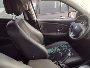 Foto de CINTURON SEGURIDAD DELANTERO IZQUIERDO RENAULT MEGANE III BERLINA 5P 2.0 16V (140 CV / 103 KW)
