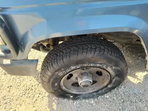 Foto de PINZA DE FRENO DELANTERA IZQUIERDA MITSUBISHI MONTERO (V20/V40) 2.5 Turbodiesel (99 CV / 73 KW)