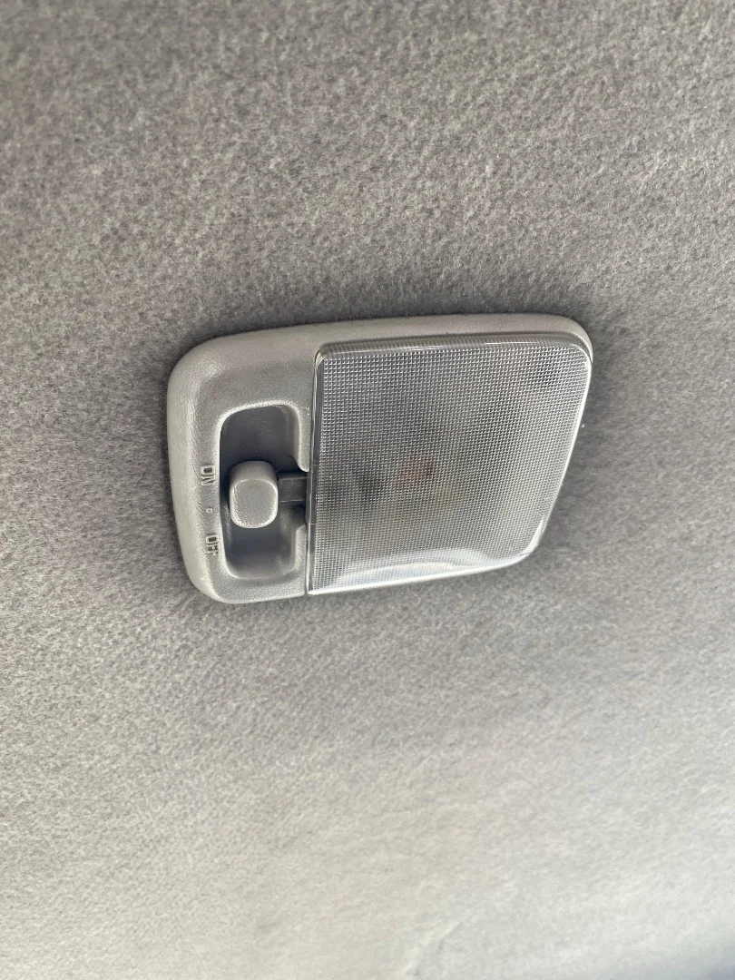 Foto de LUZ INTERIOR NISSAN ALMERA (N15) 2.0 Diesel (75 CV / 55 KW)