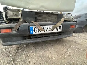 Foto de PARAGOLPES DELANTERO RENAULT RAPID /EXPRESS (F40) 1.9 Diesel (64 CV / 47 KW)