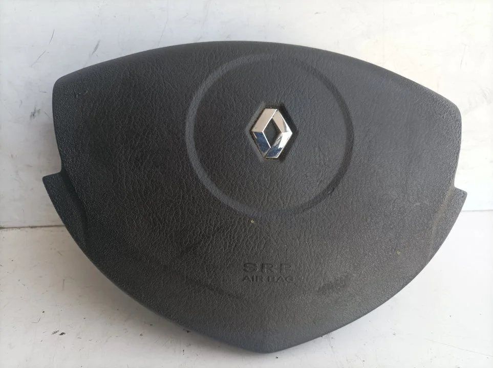 Foto de AIRBAG DELANTERO IZQUIERDO RENAULT CLIO II FASE II (B/CB0) 1.5 dCi Diesel (82 CV / 60 KW) referencia 8200236060
