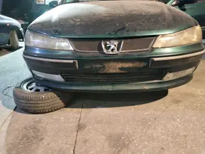 Foto de PARAGOLPES DELANTERO PEUGEOT 406 BERLINA (S1/S2) 2.0 HDi CAT (90 CV / 66 KW)