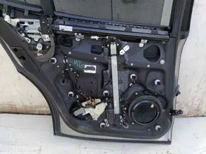 Foto de ELEVALUNAS TRASERO IZQUIERDO PORSCHE PANAMERA (TIPO 970) referencia 97053622100 foto 1
