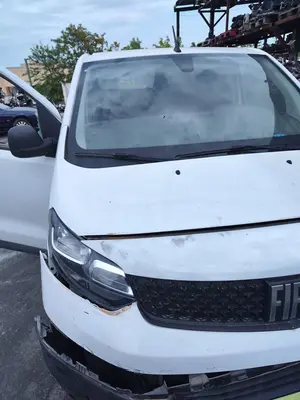 Foto de CAPO FIAT SCUDO (506) FURGON 1.5 (100 CV / 75 KW) referencia 9811892880 foto 3