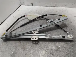 Foto de ELEVALUNAS DELANTERO IZQUIERDO CITROEN C4 PICASSO 1.6 HDi FAP (112 CV / 82 KW) referencia 9816272580