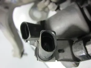 Foto de PINZA DE FRENO TRASERA IZQUIERDA PORSCHE MACAN (95BA) referencia 32347485 foto 4