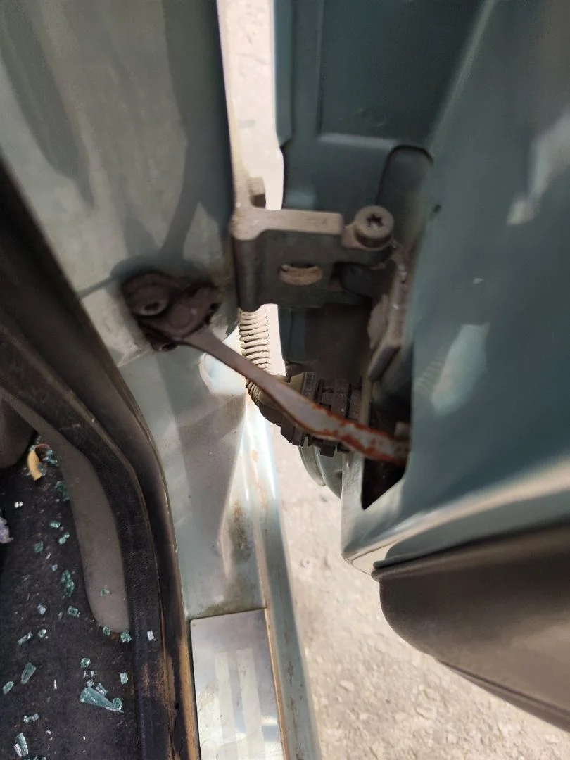 Foto de RETENEDOR PUERTA CITROEN XSARA PICASSO 1.6 HDi CAT (9HY / DV6TED4) (109 CV / 80 KW) referencia 9181E6