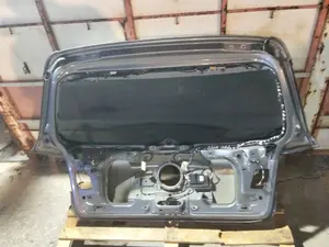 Foto de PORTON TRASERO VOLKSWAGEN GOLF VI (5K1)(10.2008) 2.0 TDI DPF (170 CV / 125 KW) referencia 5K6827025J foto 2