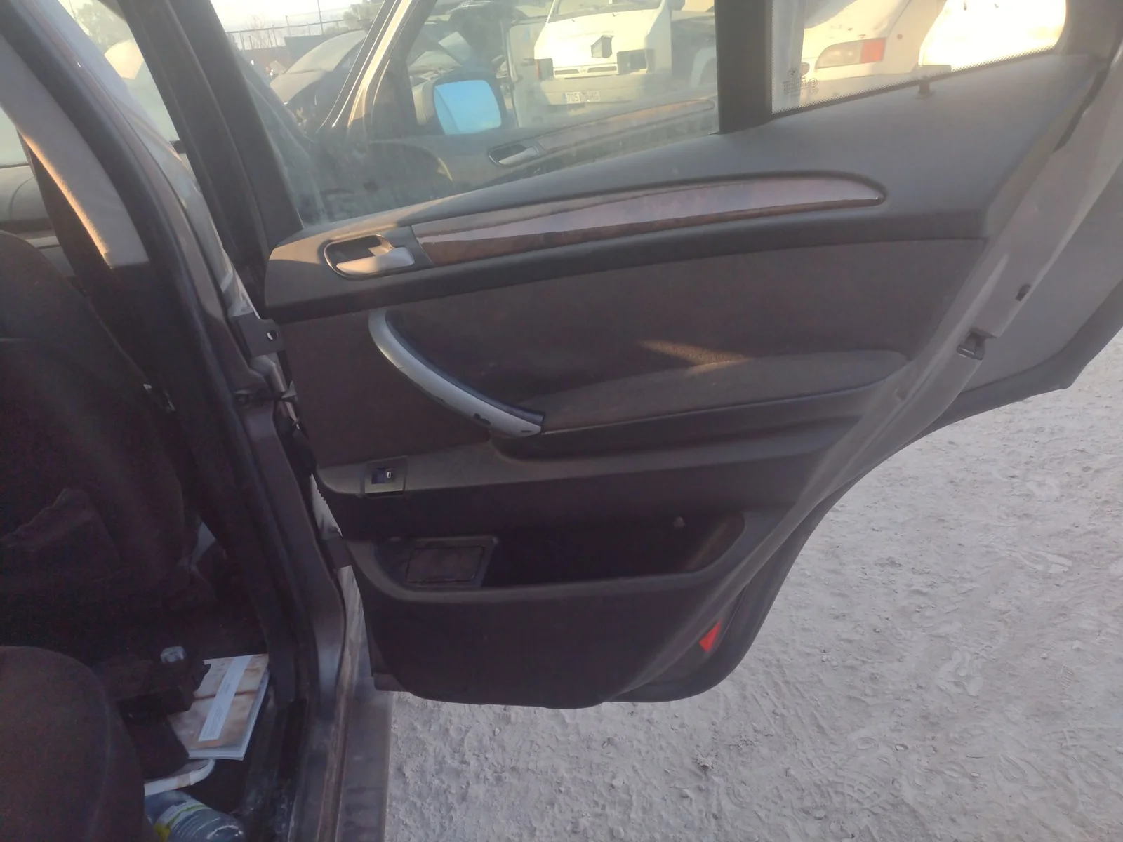 Foto de ELEVALUNAS TRASERO DERECHO BMW SERIE X5 (E53) 3.0 Turbodiesel CAT (218 CV / 160 KW)
