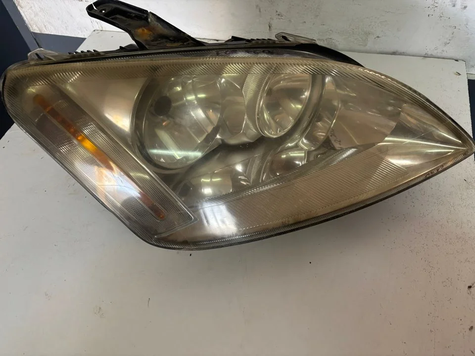 Foto de FARO IZQUIERDO FORD C-MAX (CB3)(2007)