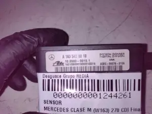 Foto de SENSOR MERCEDES-BENZ CLASE ML (BM 163) referencia A1635420018 foto 3
