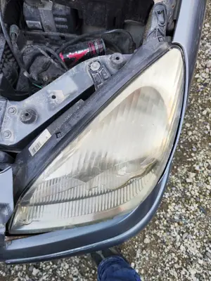 Foto de FARO IZQUIERDO CITROEN C5 BERLINA 2.0 HDi (109 CV / 80 KW) foto 2