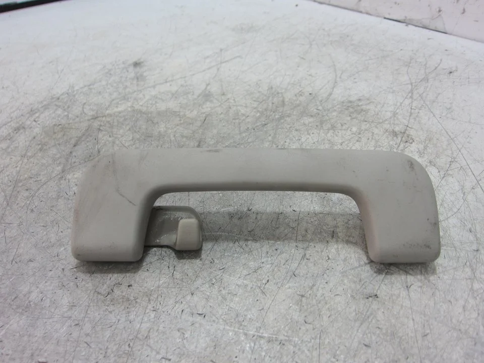 Foto de NO IDENTIFICADO AUDI A6 BERLINA (4F2) 4.2 V8 40V (335 CV / 246 KW) referencia 8P0857607C
