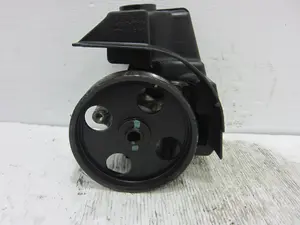 Foto de BOMBA DIRECCION PEUGEOT 206 referencia 9634816080