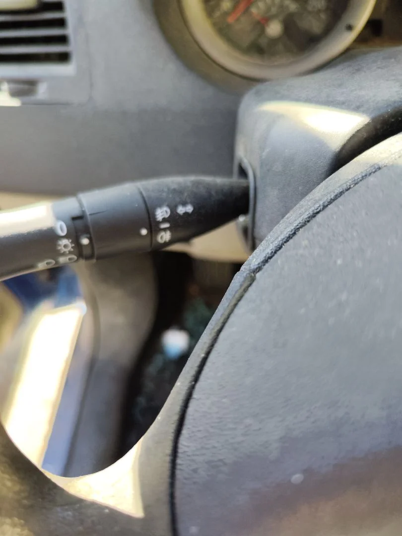 Foto de MANDO INTERMITENTES RENAULT MEGANE II BERLINA 5P 1.5 dCi Diesel (101 CV / 74 KW)