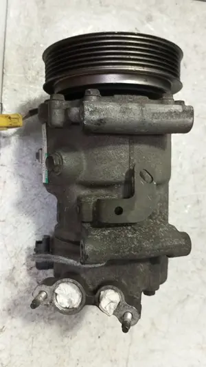 Foto de COMPRESOR AIRE ACONDICIONADO CITROEN C3 1.6 16V CAT (NFU / TU5JP4) (109 CV / 80 KW) referencia 9670318880