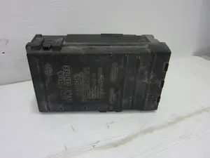 Foto de CAJA RELES / FUSIBLES CHRYSLER VOYAGER (RG) 2.8 CRD CAT (150 CV / 110 KW) referencia T178600024
