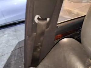 Foto de CINTURON SEGURIDAD DELANTERO DERECHO MERCEDES-BENZ CLASE S (BM 220) BERLINA