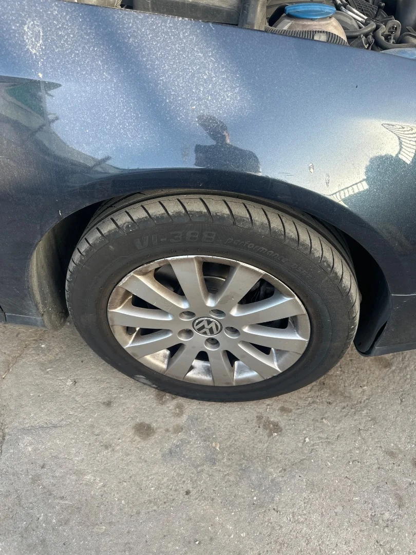 Foto de JUEGO LLANTAS VOLKSWAGEN PASSAT BERLINA (3C2) 2.0 TDI (140 CV / 103 KW)