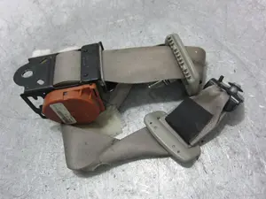 Foto de CINTURON SEGURIDAD TRASERO DERECHO HONDA CR-V (RD8) 2.0 VTEC CAT (150 CV / 110 KW) referencia N1974 foto 1