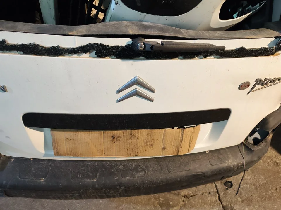 Foto de MANETA EXTERIOR MALETERO / PORTON CITROEN C3 PICASSO 1.6 HDi FAP (92 CV / 68 KW) referencia 9684450277