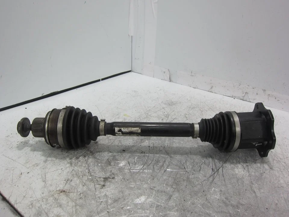 Foto de TRANSMISION DELANTERA DERECHA PORSCHE MACAN (95BA) referencia 95B407271D